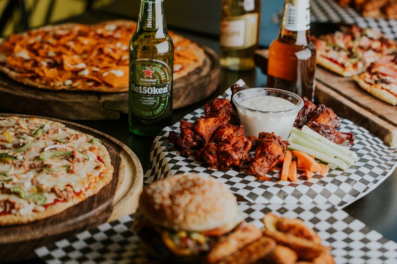 Starbird 6-Piece Classic Wings with buffalo sauce